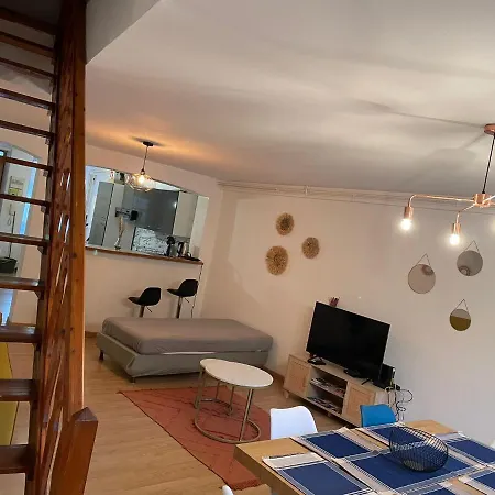 Le Duplex Eden Wifi Parking Gratuit Toute La Rue شقة سيدا